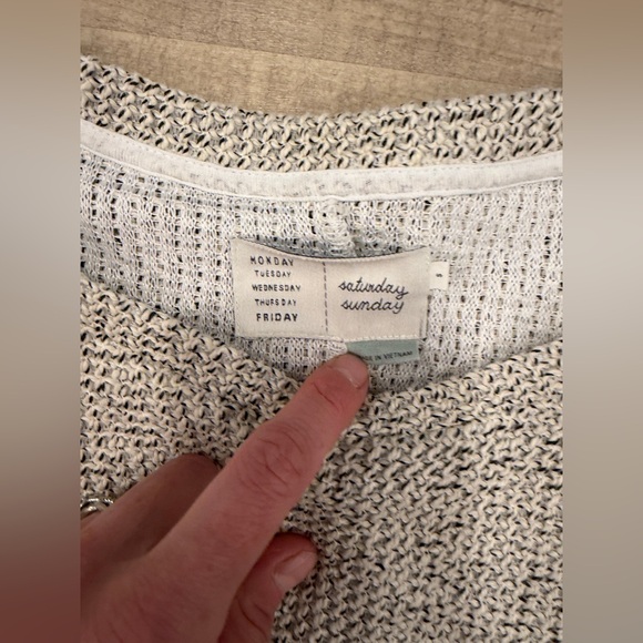 Anthropologie Saturday Sunday 3/4 Cuffed Sleeve Top - Picture 2 of 6